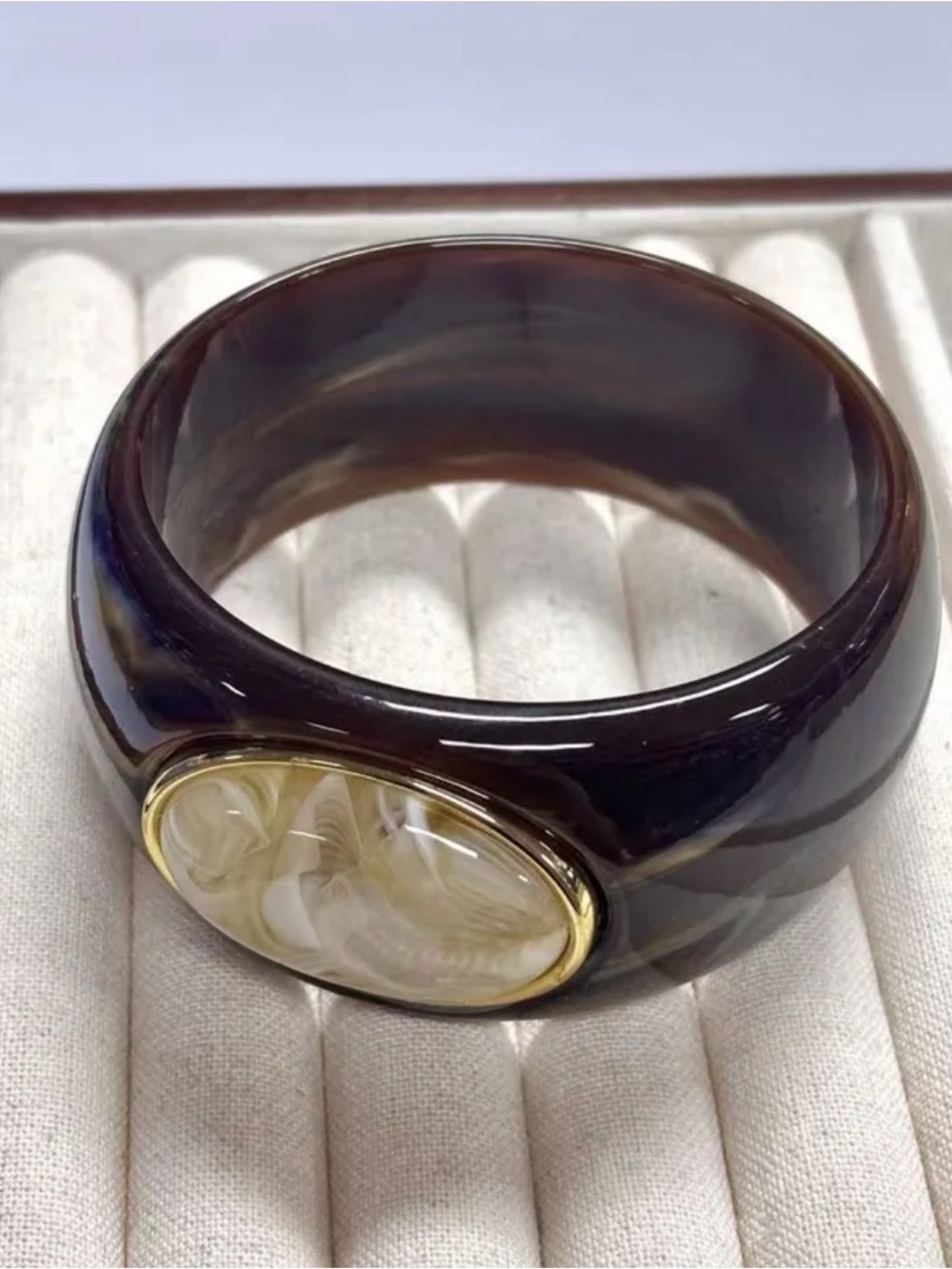 Resin & Stone Statement Bangle Bracelet NWT - Picture 4 of 4